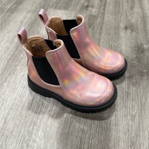 Old Navy Pink Iridescent Chelsea Boots for Kids